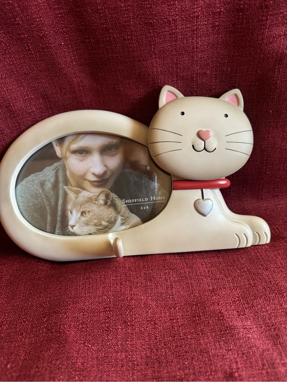 Sheffield Home Cream Cat Photo Frame with Pink and Red Accents size 6x4